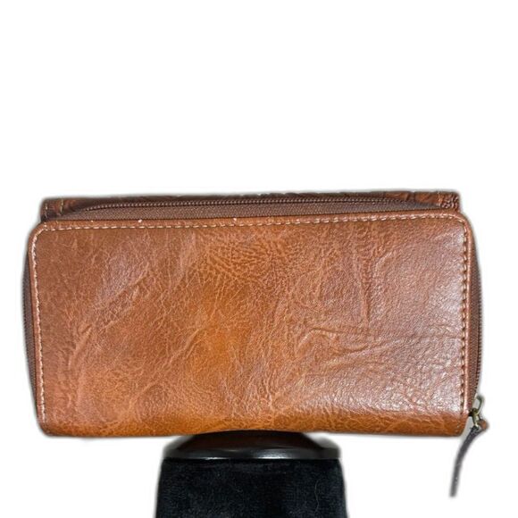 BOC Embossed Saddle Leather Tri-Fold Large Wallet - Picture 3 of 4